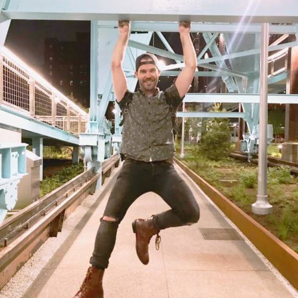 Meet your Posher, Lucas - Picture 1 of 1